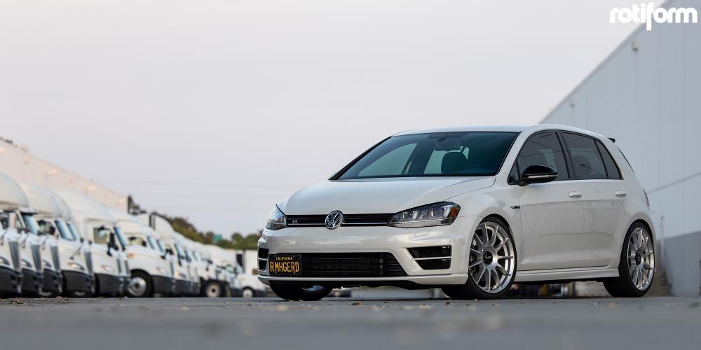 Volkswagen Golf R